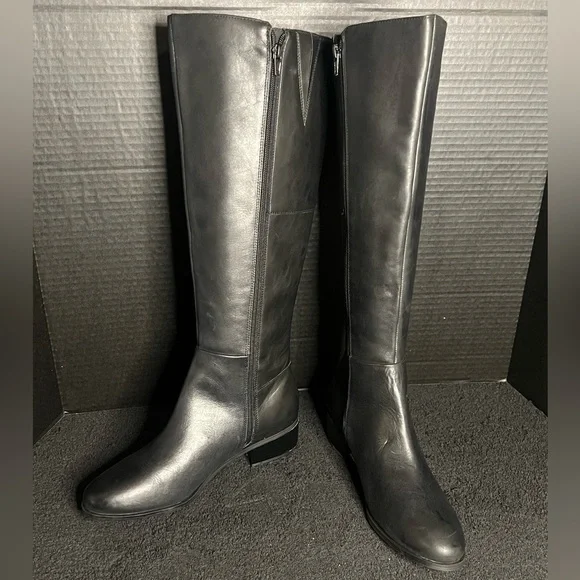 NWOB Rockport Black Leather Evalyn Tall Knee Almond Block Heel Riding Boots 8M - Picture 6 of 16